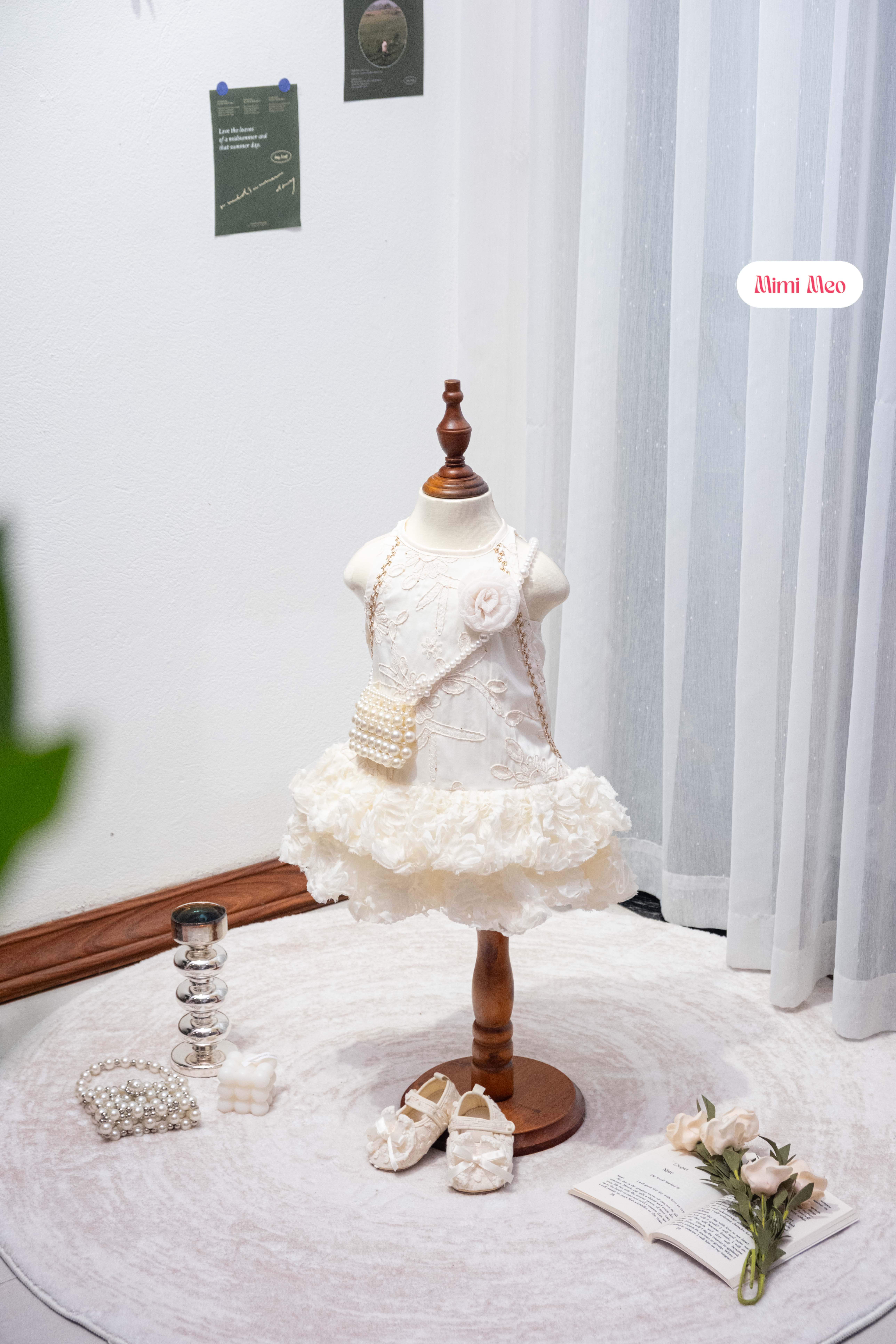 Đầm công chúa bé gái thêu hoa kèm túi ngọc trai - Mimi Meo